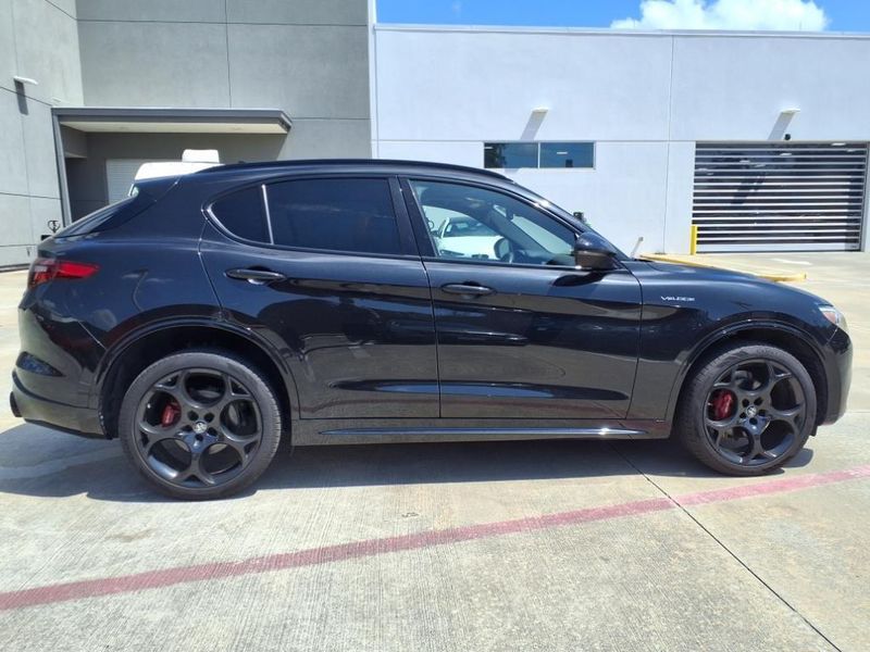 2022 Alfa Romeo Stelvio VeloceImage 13