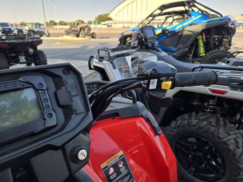 NEW 2025 POLARIS SPORTSMAN TOURING 570 Image 19