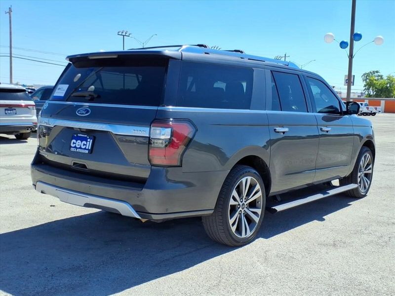2020 Ford Expedition MAX Platinum photo 15