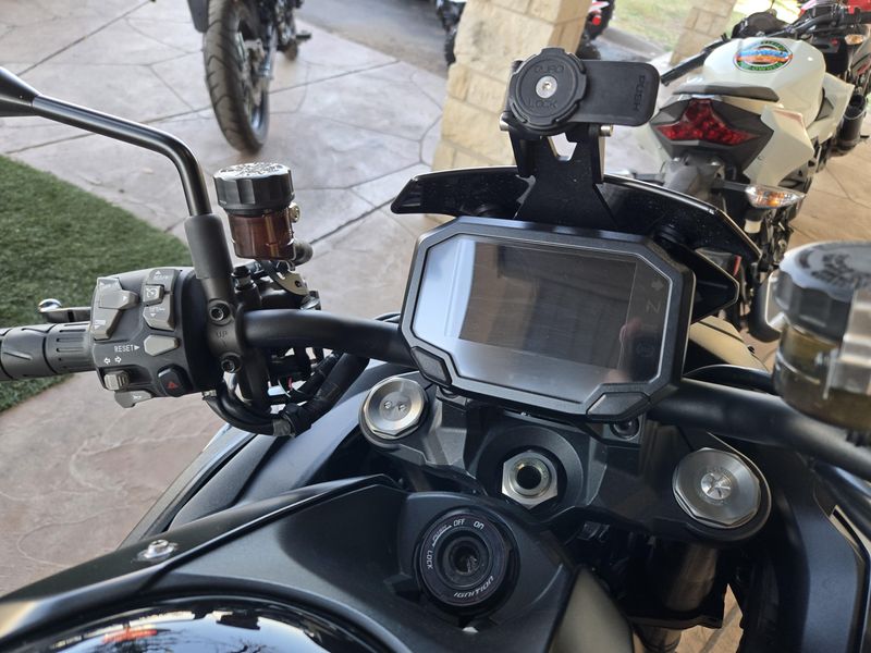 USED 2021 KAWASAKI Z H2 BASE Image 12