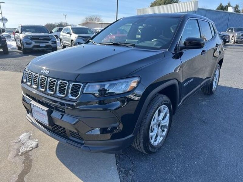 2025 Jeep Compass Sport 4x4Image 3