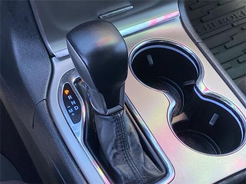 2021 Jeep Grand Cherokee Laredo EImage 28