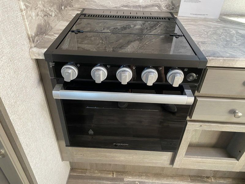 2024 ARCTIC FOX 1150 W/Gen Image 11
