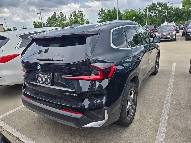 2023 BMW X1 xDrive28iImage 3