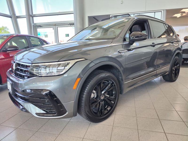 2024 Volkswagen Tiguan SE R-Line Black AWD w/SunroofImage 10