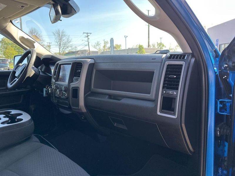 2019 RAM 1500 Classic ExpressImage 15