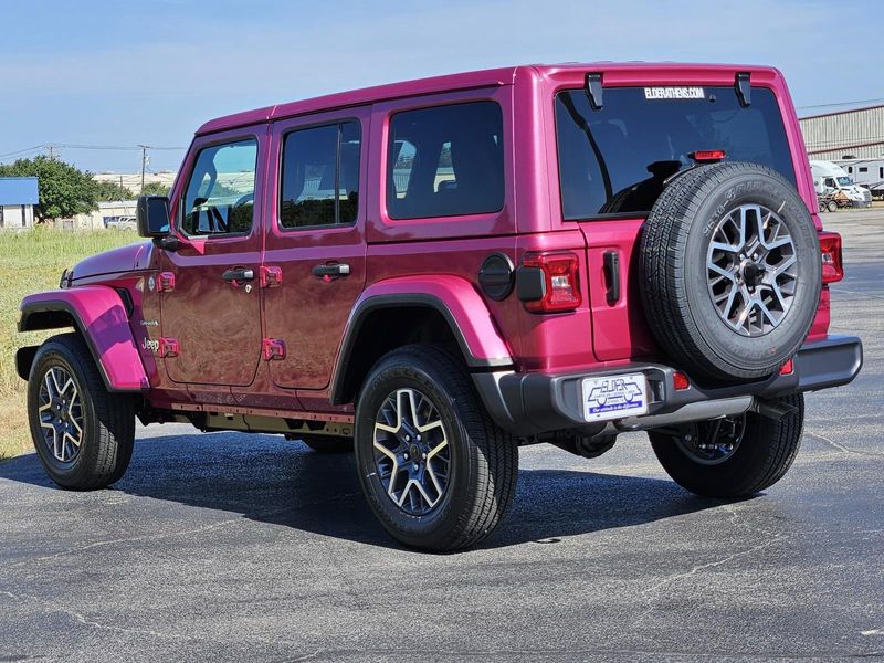 2024 Jeep Wrangler 4-door SaharaImage 6