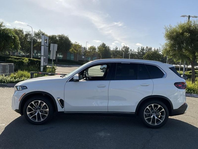 2024 BMW X5 sDrive40iImage 5