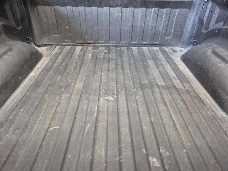 2022 RAM 1500 LonghornImage 21