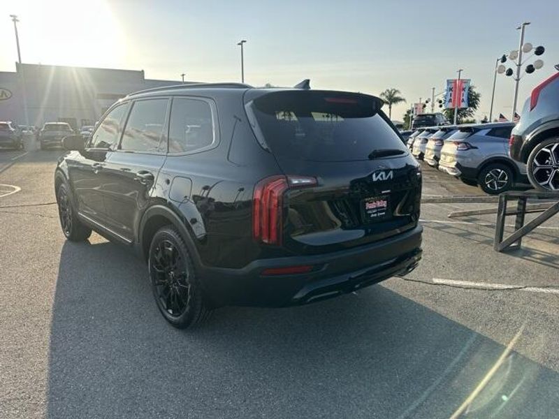 Used 2022 Kia Telluride EXImage 3