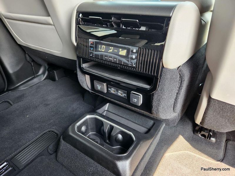 2025 Jeep Wagoneer Series Iii 4x4Image 48