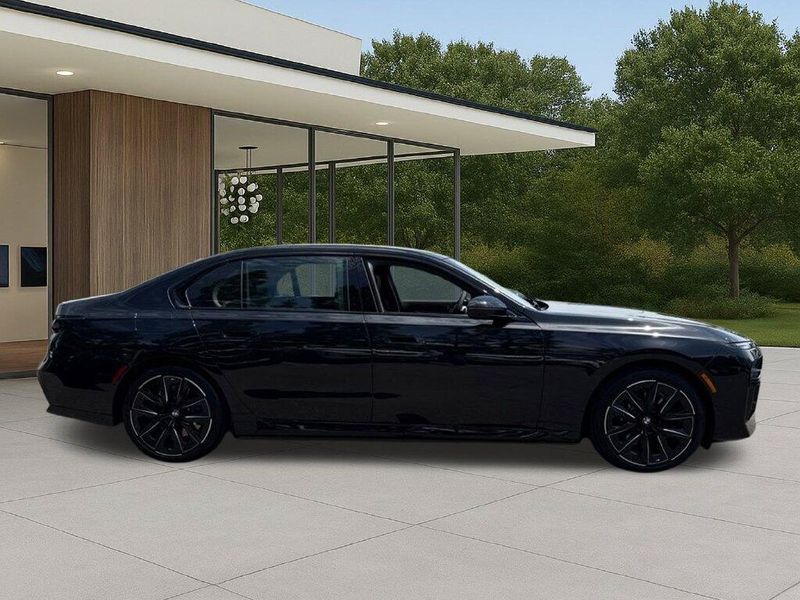 New 2026 BMW 7 Series 750e xDriveImage 7