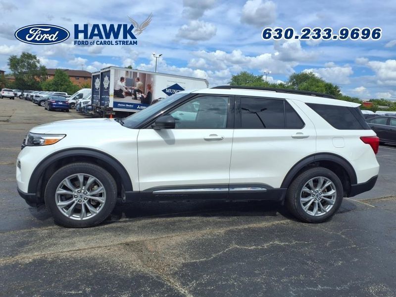 2023 Ford Explorer XLT photo 3
