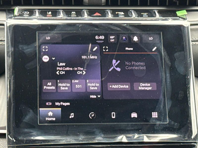 New 2026 Jeep Grand Cherokee Laredo 4x2