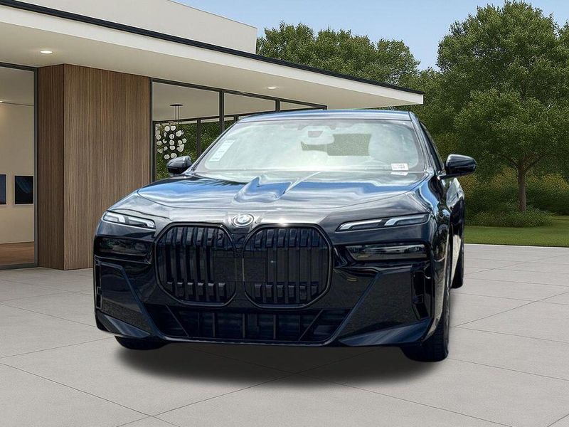 New 2026 BMW 7 Series 750e xDriveImage 3