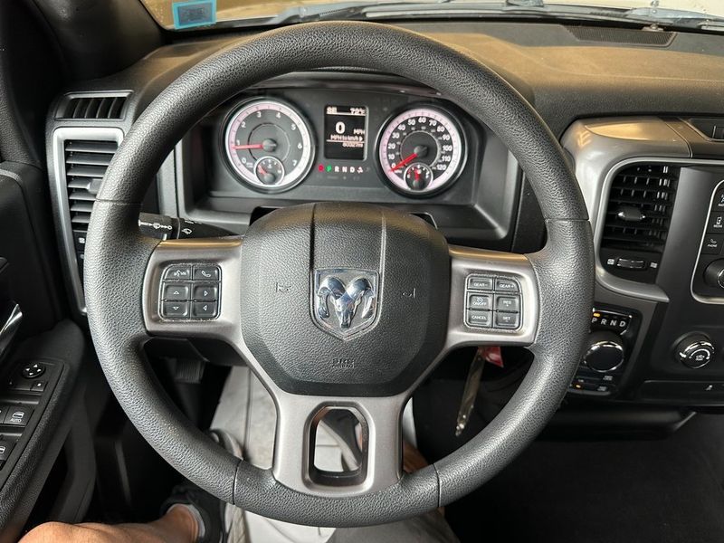 2021 RAM 1500 Classic WarlockImage 2