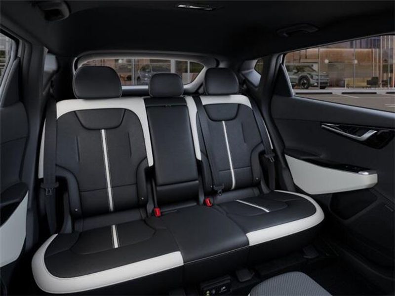 2025 Kia EV6 GT-LineImage 16