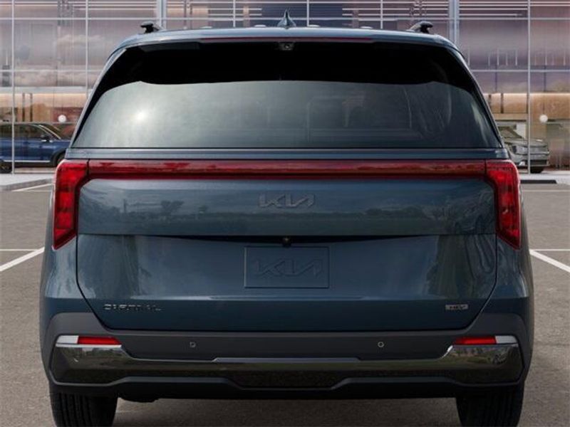 New 2026 Kia Carnival Hybrid SXImage 13