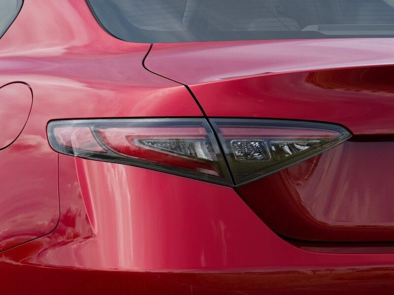 New 2025 Alfa Romeo Giulia Tributo Italiano AwdImage 5
