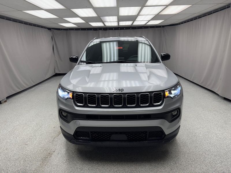 2025 Jeep Compass Latitude 4x4Image 5