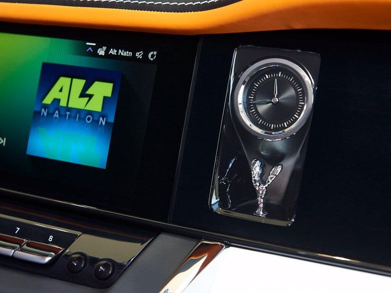 New 2027 Rolls-Royce Cullinan Image 17