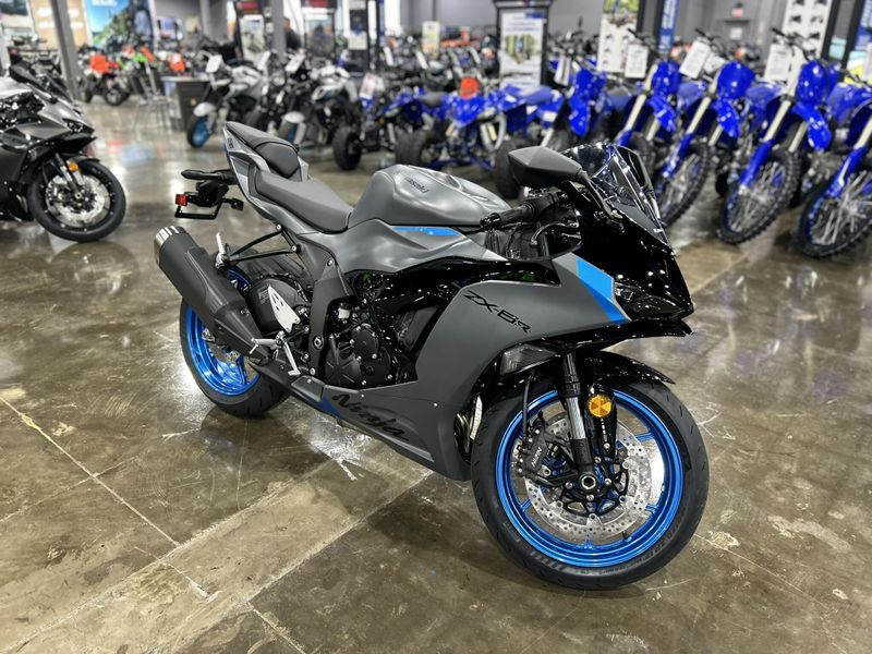 New 2026 Kawasaki NINJA ZX-6R 