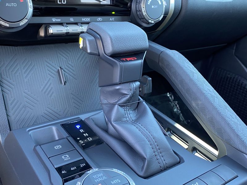 New 2025 Toyota Tacoma TRD Off Road HybridImage 18