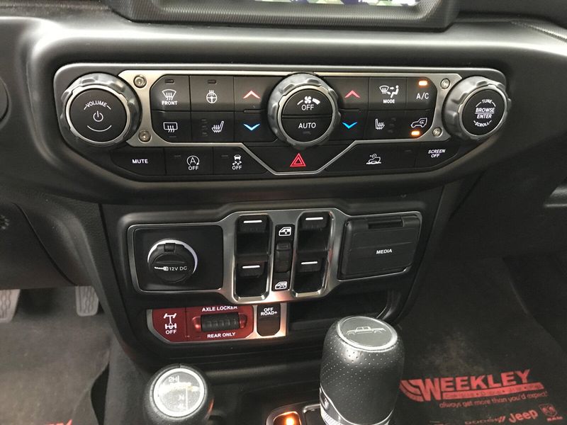 Used 2022 Jeep Gladiator MojaveImage 9