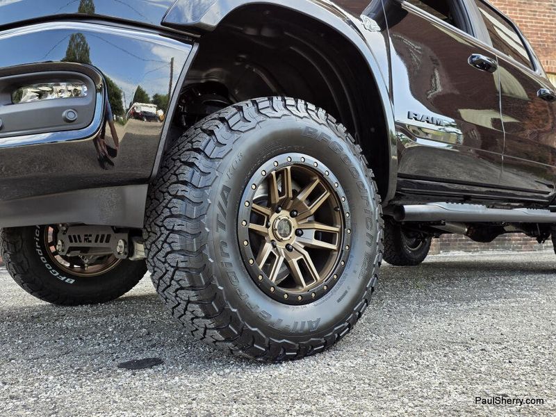 New 2026 RAM 1500 Laramie Crew Cab 4x4 5'7' Box