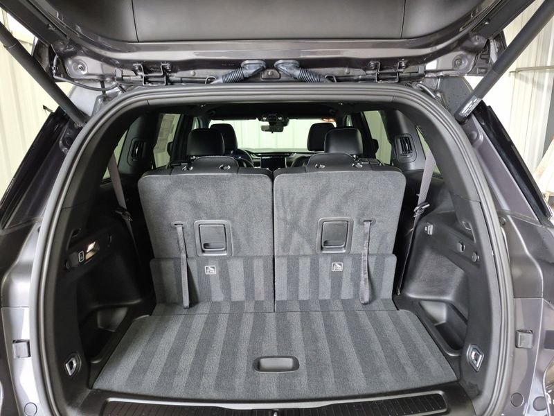 2025 Jeep Grand Cherokee L Limited 4x4Image 16