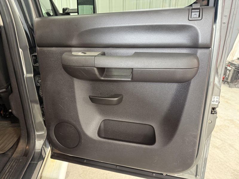 Used 2011 Chevrolet Silverado 2500HD LTImage 6