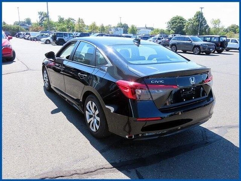 2024 Honda Civic LX photo 4