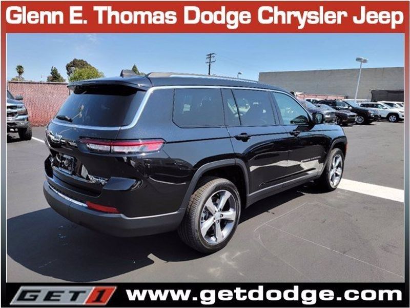 2021 JEEP Grand Cherokee L Limited 4x4Image 4