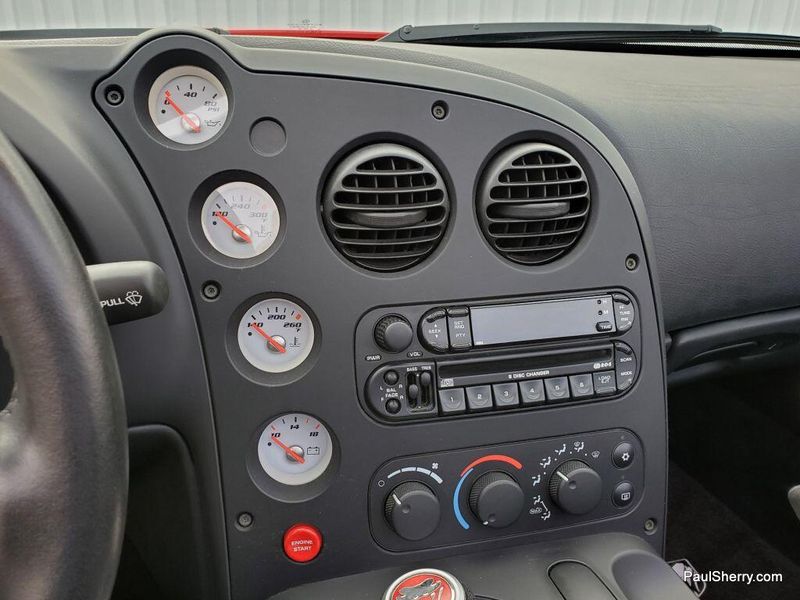 2003 Dodge Viper SRT-10Image 45