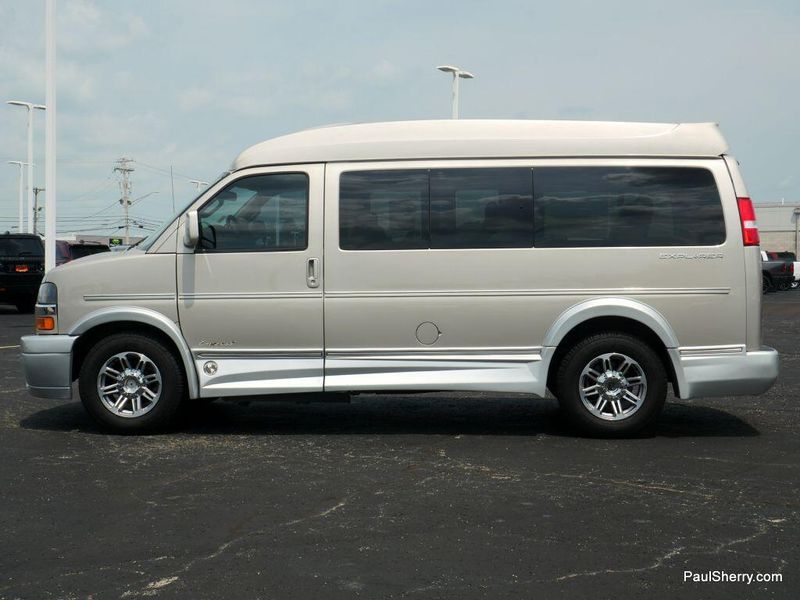 Used 2021 Chevrolet Express Passenger LSImage 9