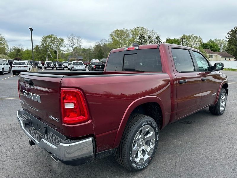 2025 RAM 1500 Big Horn Crew Cab 4x4 5