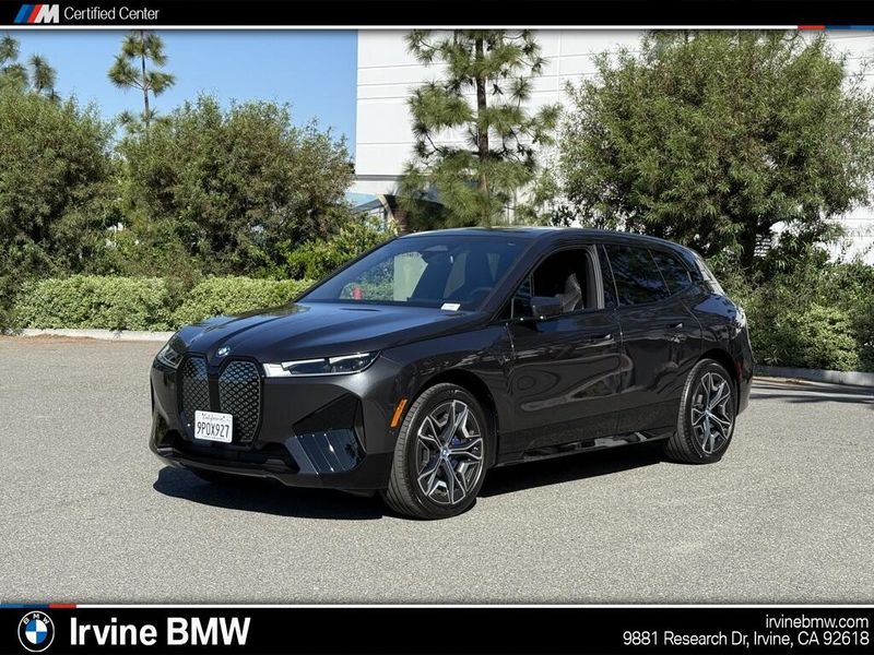 2025 BMW iX xDrive50Image 1