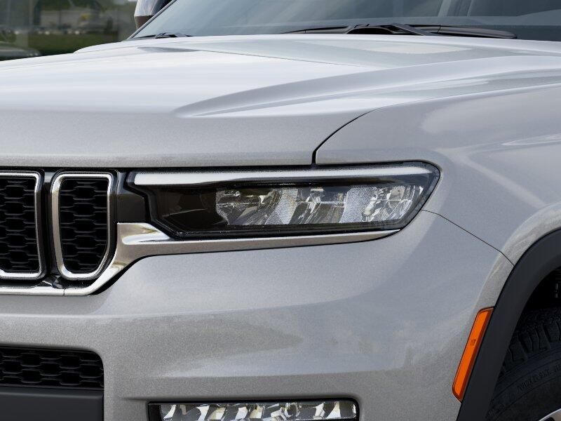New 2025 Jeep Grand Cherokee L Limited 4x4Image 22