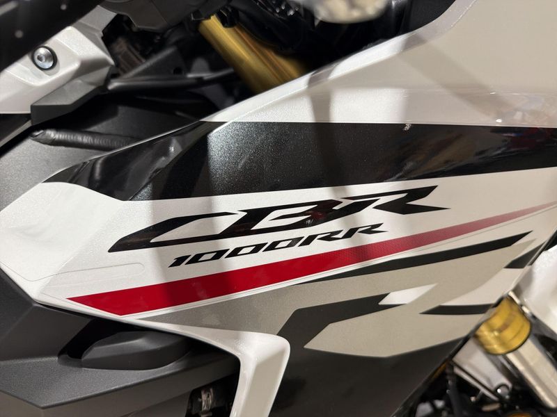 New 2026 Honda CBR1000RR Image 27