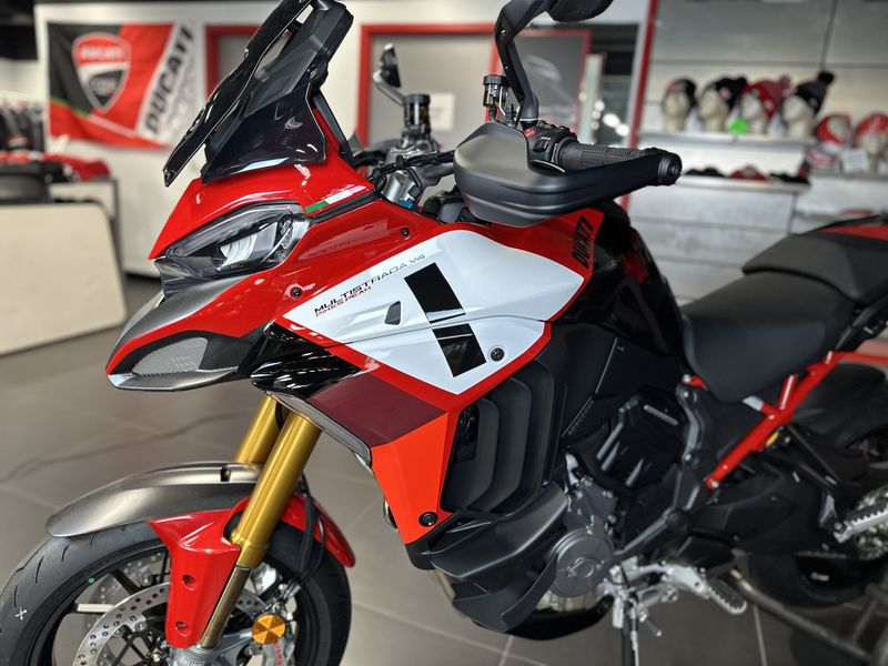 2024 Ducati MULTISTRADA V4 PIKES PEAKImage 4