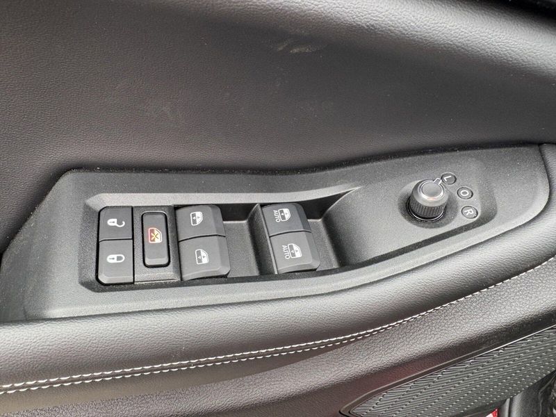 2024 Jeep Grand Cherokee L Altitude XImage 19