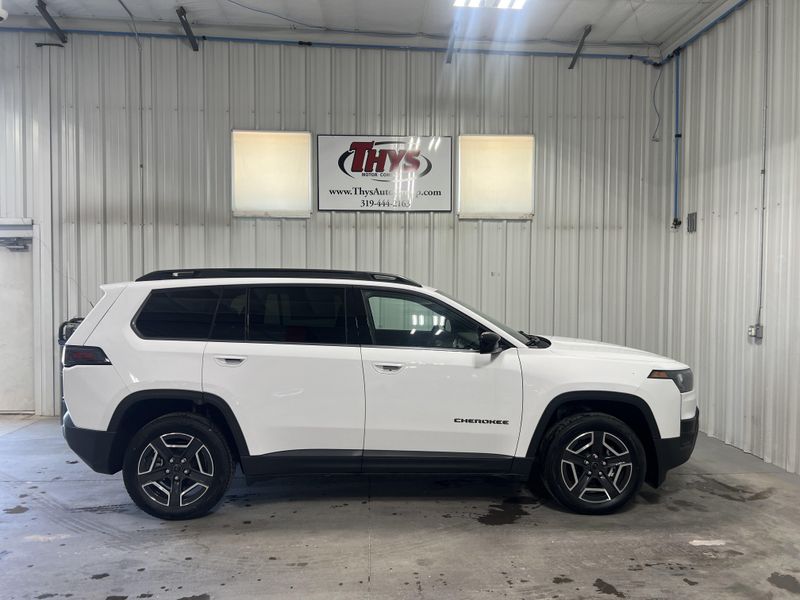 New 2026 Jeep Cherokee LaredoImage 1