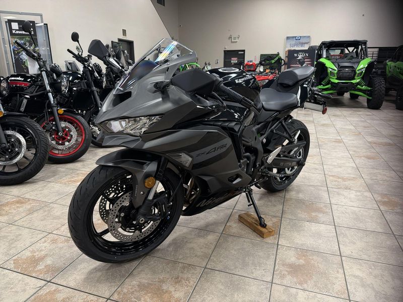 New 2026 Kawasaki NINJA ZX-4RR ABS Image 13