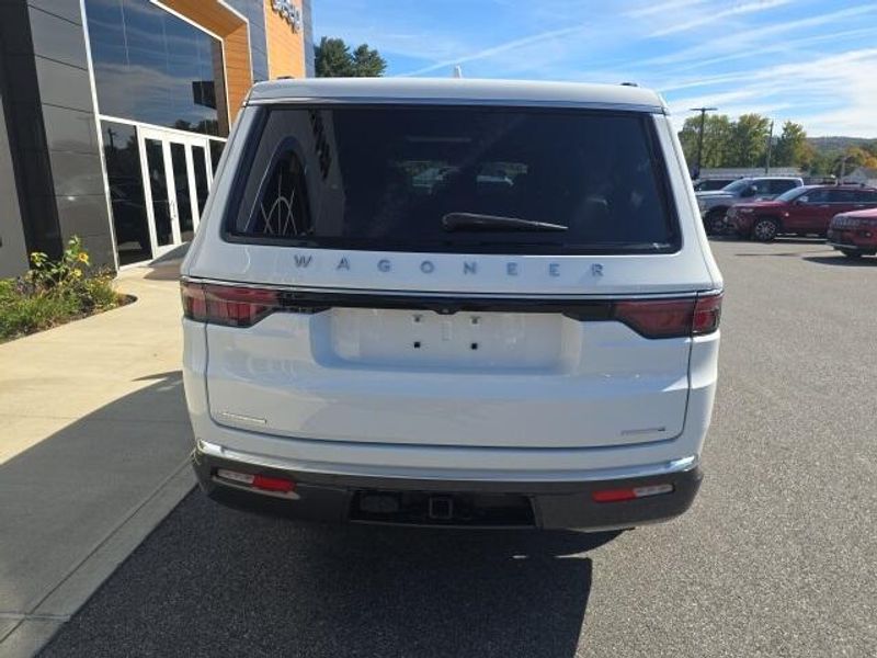 2022 Jeep Wagoneer Series I photo 5