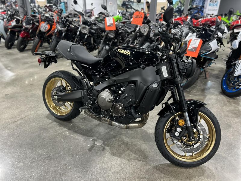 New 2025 Yamaha XSR900 Image 6