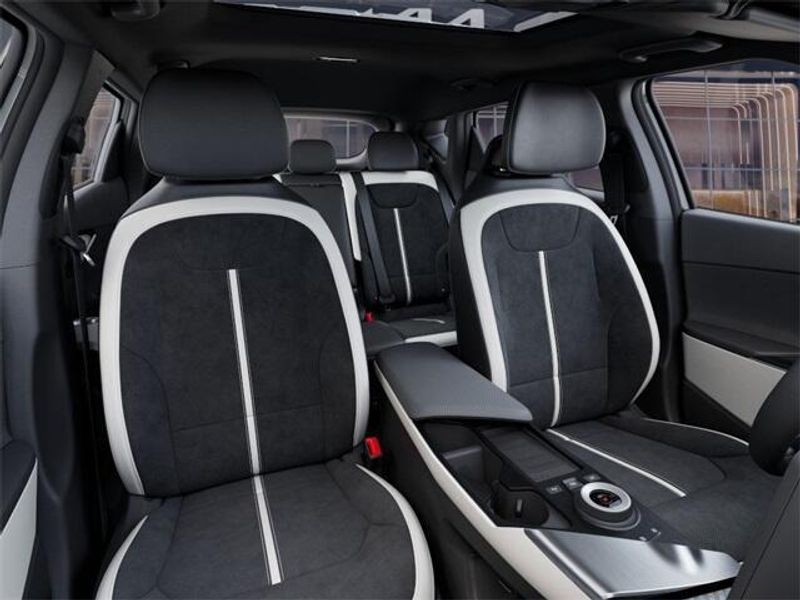 2025 Kia EV6 GT-LineImage 15