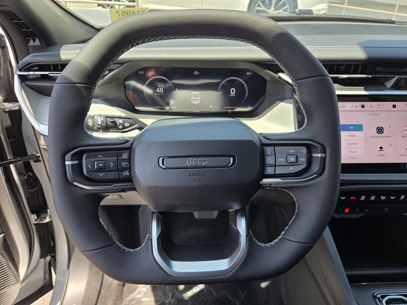 New 2026 Jeep Cherokee Limited 4x4