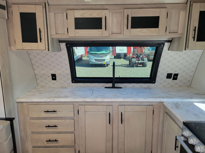Used 2022 KZ CONNECT 272FK Image 9