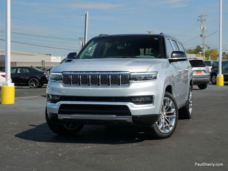 2023 Jeep Grand Wagoneer L II photo 7