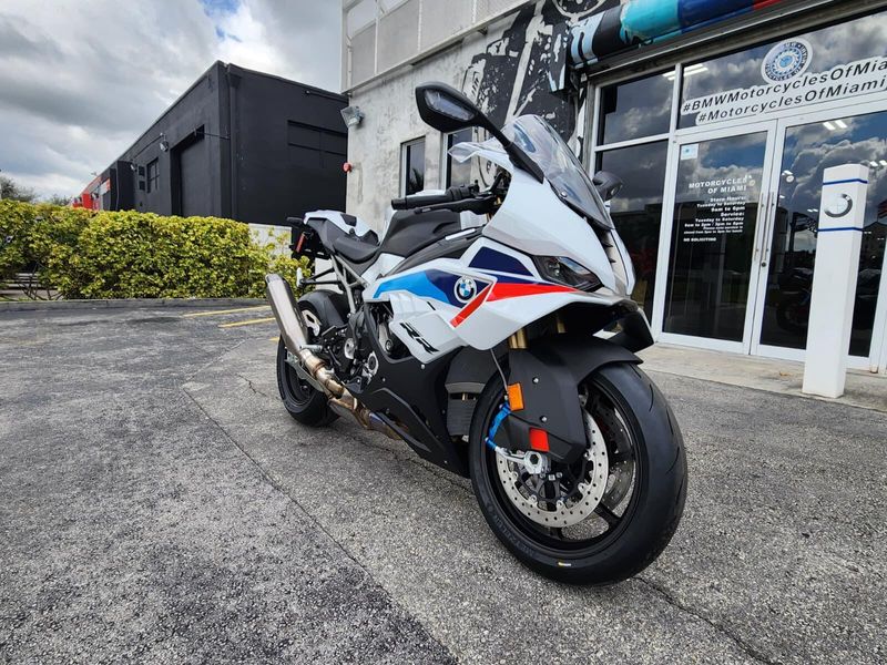 2026 BMW S 1000 RRImage 9